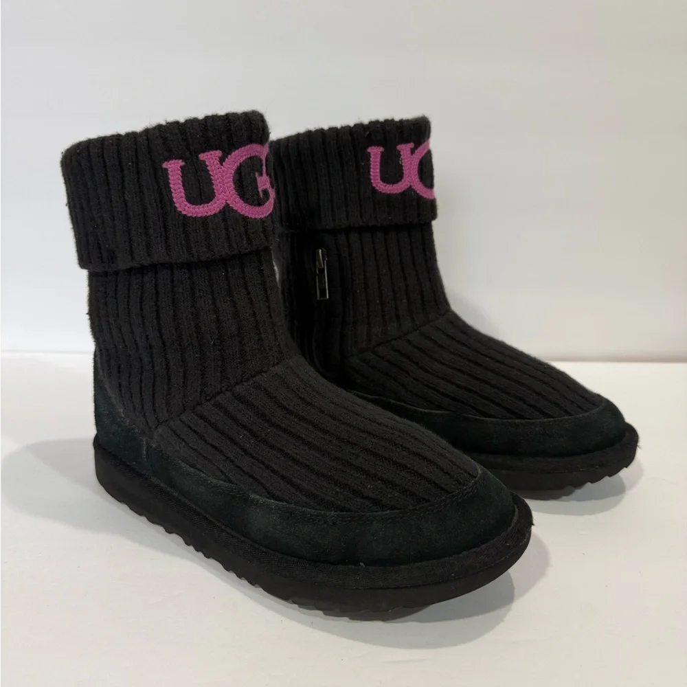 UGG CARDY KNIT BOOTS FOR BIG GIRL SIZE 4